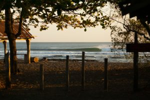 Пляж Stional - серфинг Коста Рика