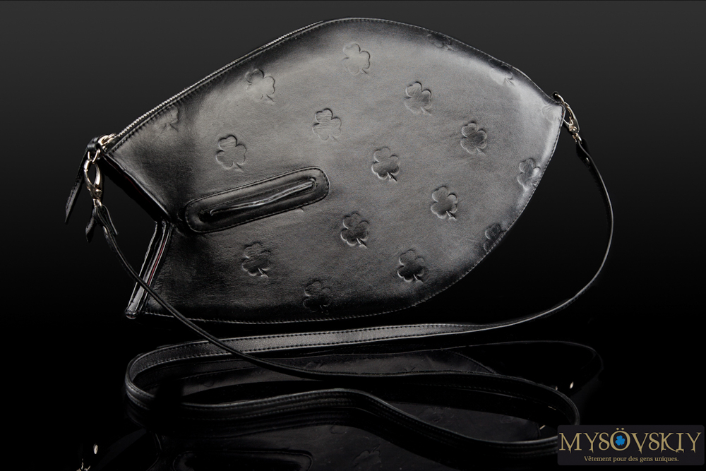 Дизайнерская женская сумочка из натуральной кожи с теснением Akula. Черная.
