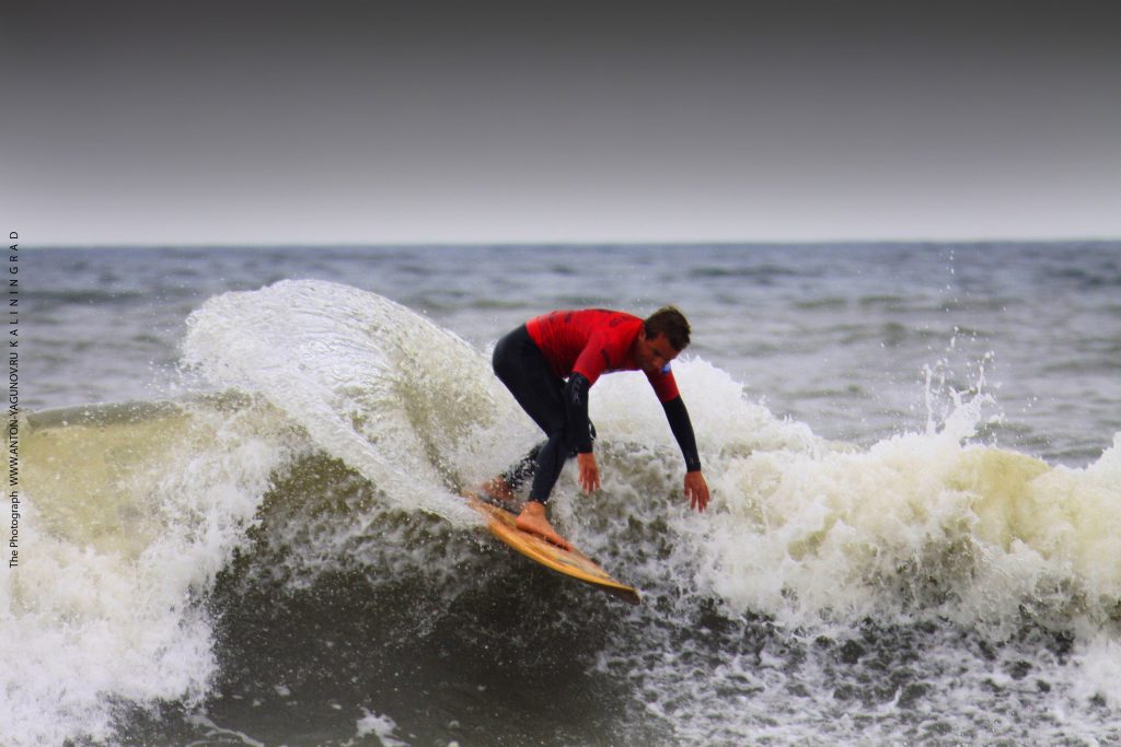 Победа на серфинг соревнованиях Bulli Surf Cup Калининград