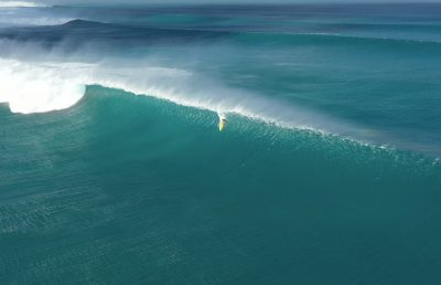 ОГРОМНЫЕ ВОЛНЫ В ИНДИЙСКОМ ОКЕАНЕ. BIG WAVE SURFING СЕРГЕЙ МЫСОВСКИЙ ВИДЕО